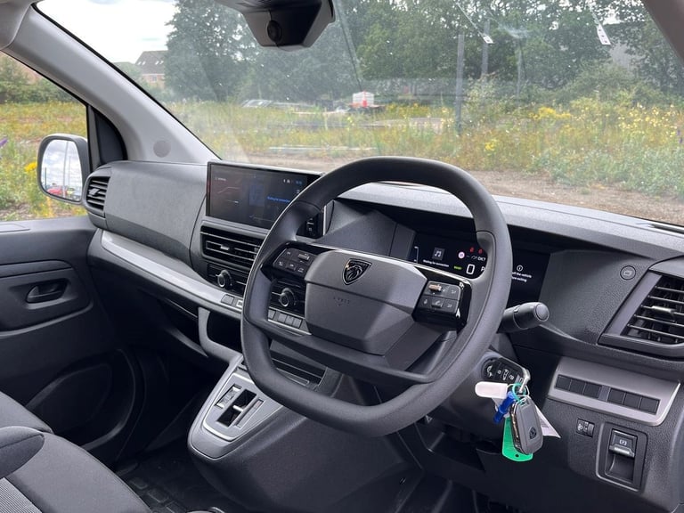  Peugeot E Expert E 1000 75kwh Professional Long Panel Van 6dr Electric Auto