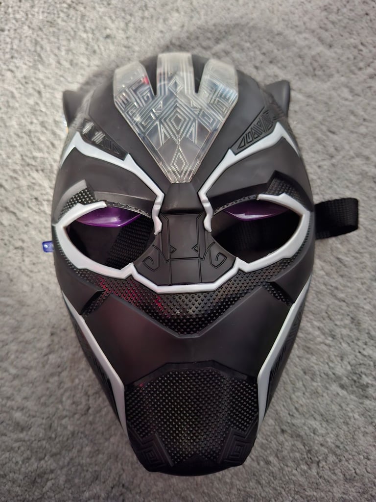 Black panther light up mask 
