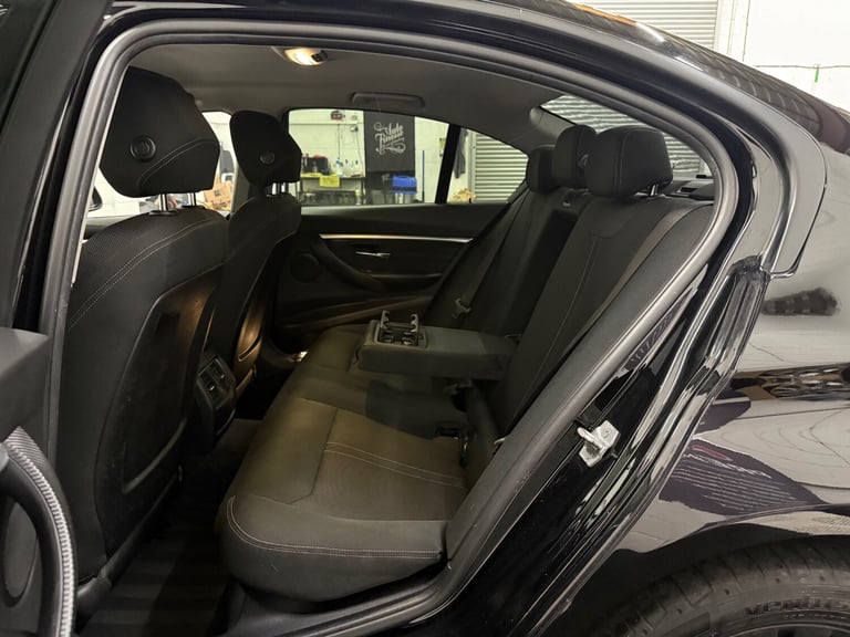 2018 68 BMW 318i 1.5 SPORT PETROL AUTOMATIC 134BHP BLACK EURO 6