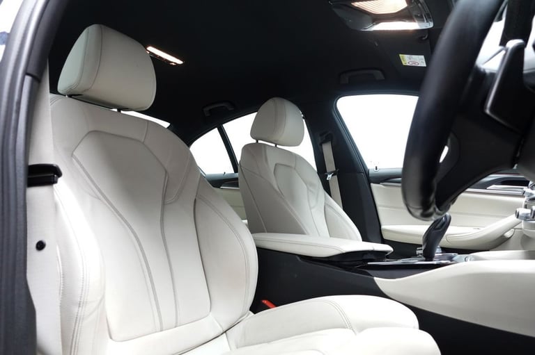 2021 BMW 5 Series 2.0 520d MHT M Sport Saloon 4dr Diesel Hybrid Steptronic Euro 6 (s/s) (190  Sal...