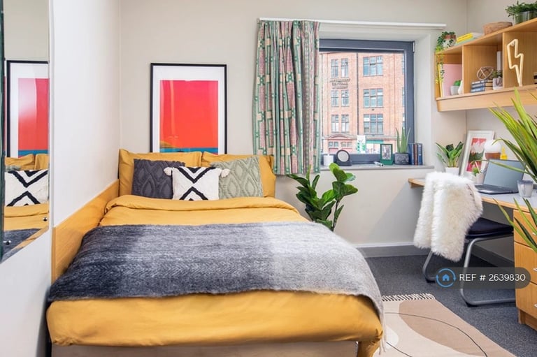 image for 1 bedroom in The Aston Triangle, Birmingham, B4 (#2639830)