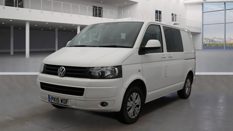 2015 Volkswagen Transporter 2.0 TDI 140PS Highline Kombi Van WINDOW VAN Diesel Manual