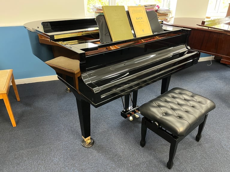 Yamaha Baby Grand GC1 Free Local Delivery Sevenoaks Kent 