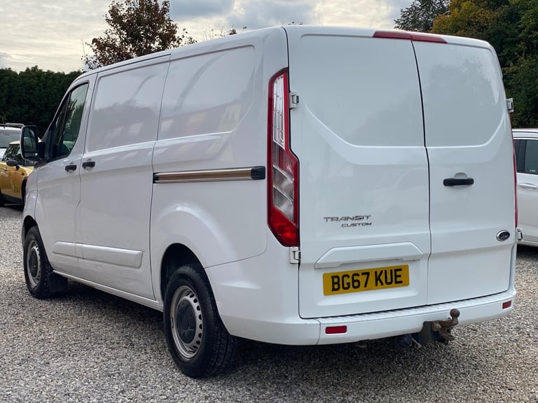2017 Ford Transit Custom 2.0 TDCi 270 L1 H1 5dr PANEL VAN Diesel Manual