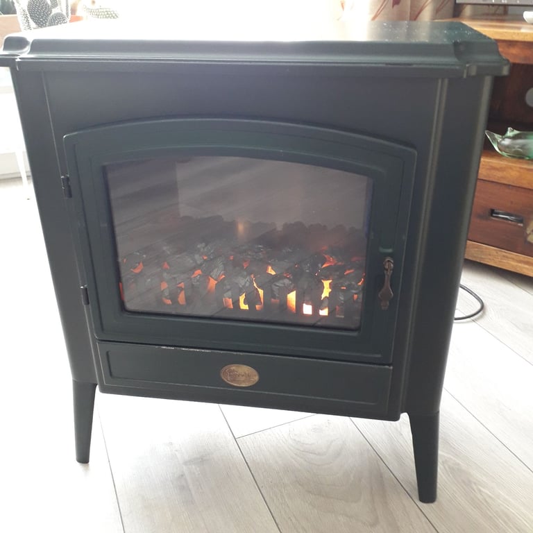 image for BEAUTIFUL ELECTRIC STOVE TYPE HEATER FOR SALE . COULD DELIVER .