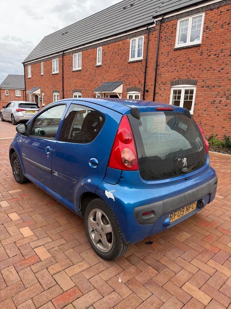 Peugeot, 107, Hatchback, 2009, Manual, 998 (cc), 5 doors
