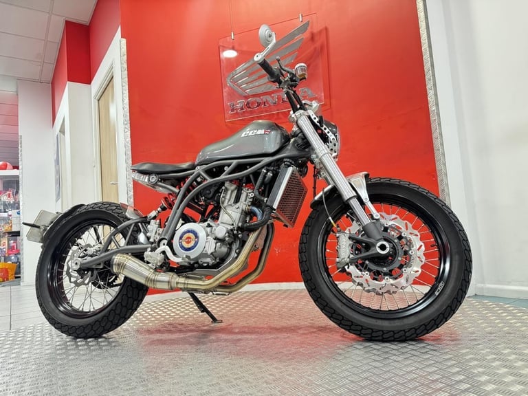 2022 '22' CCM Spitfire Six