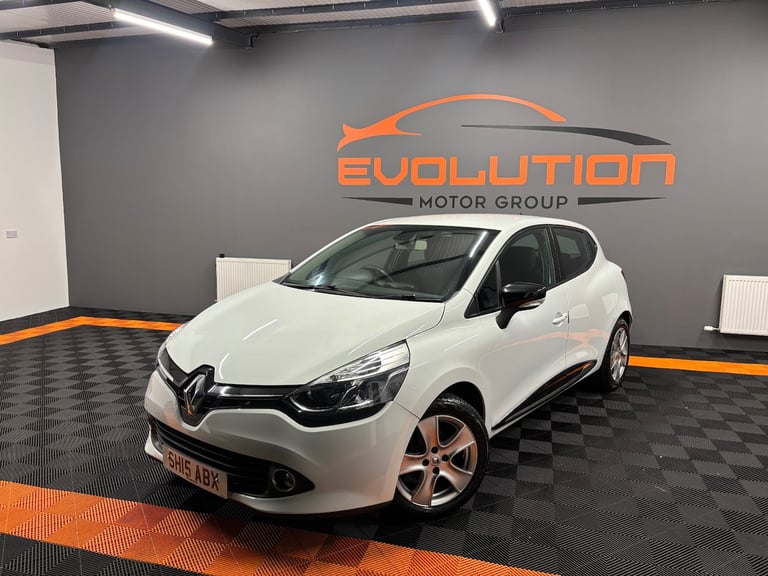 2015 Renault Clio 1.2 16V Dynamique MediaNav 5dr HATCHBACK Petrol Manual