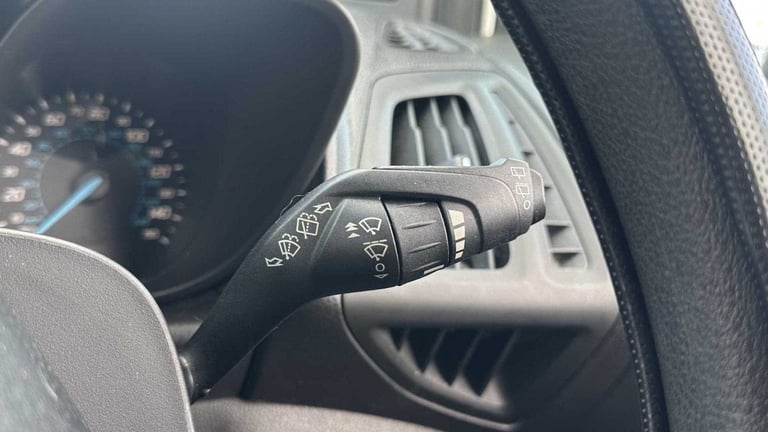 2015 Ford Tourneo Connect 1.6 TDCi Zetec 5dr Estate Diesel Manual