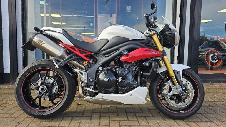 image for TRIUMPH SPEED TRIPLE R