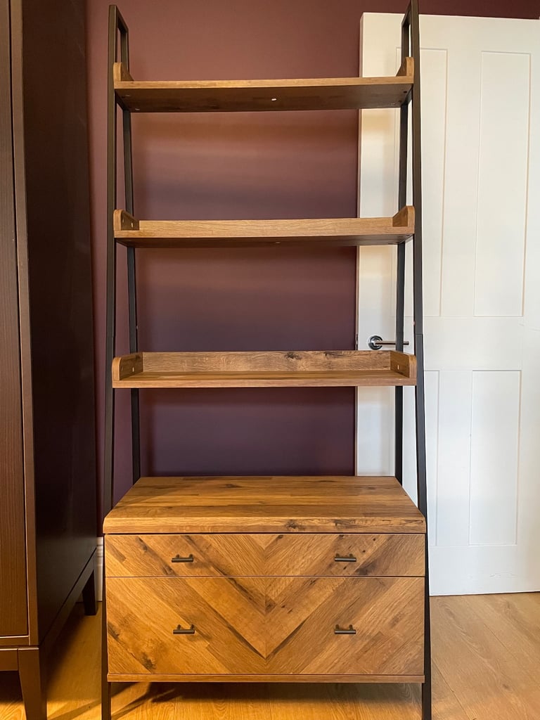 NEXT book shelf