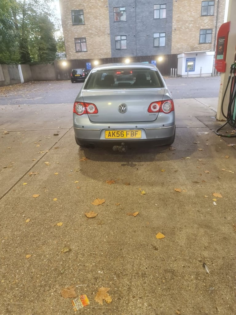 Volkswagen, PASSAT, Saloon, 2006, Manual, 1984 (cc),4 doors ( Mercedes bmw Audi Ford) - Image 5