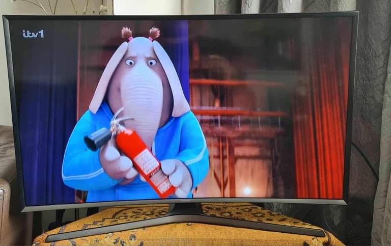 50 inches 4K UHD Samsung Smart Tv 