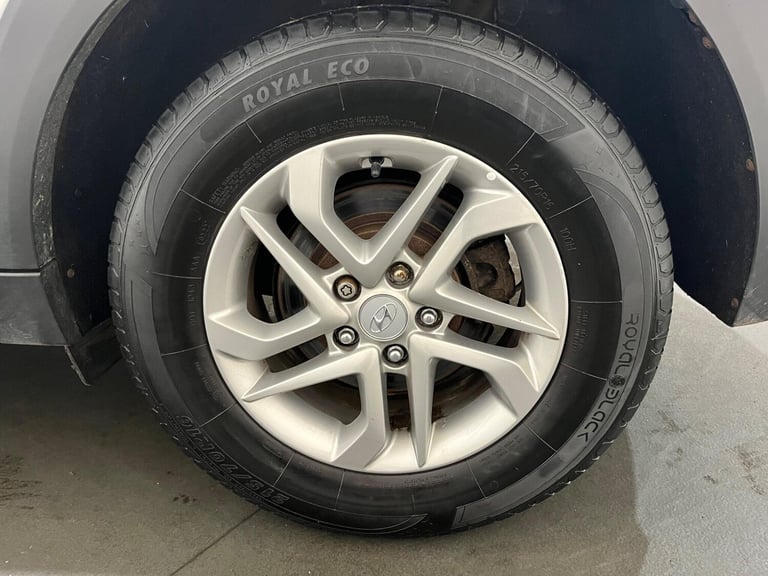 2016 Hyundai TUCSON 1.7 CRDi Blue Drive S 5dr 2WD ESTATE DIESEL Manual