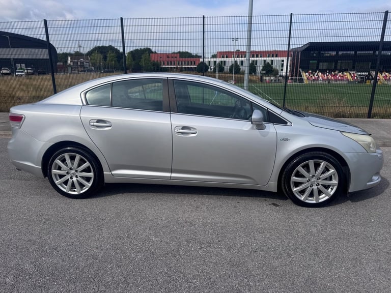 2010 Toyota Avensis 2.2 D-CAT T Spirit Auto Euro 5 4dr SALOON Diesel Automatic