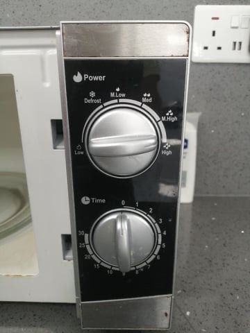 Morphy Richards microwave oven 800w