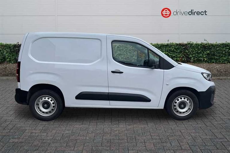 2024 Vauxhall Combo Electric 52kWh Prime Panel Van 5dr Electric Auto SWB (7.4kW Charger) (136 ps)...