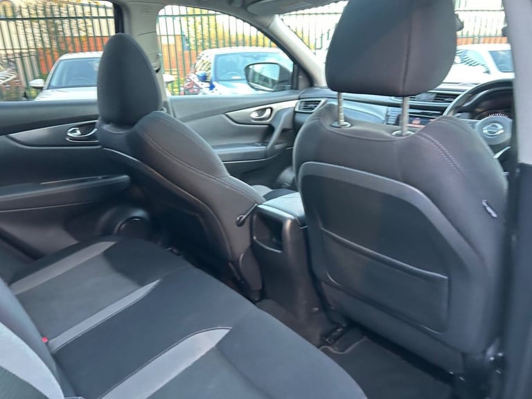 2019 Nissan Qashqai 1.3 DiG-T N-Connecta 5dr HATCHBACK PETROL Manual