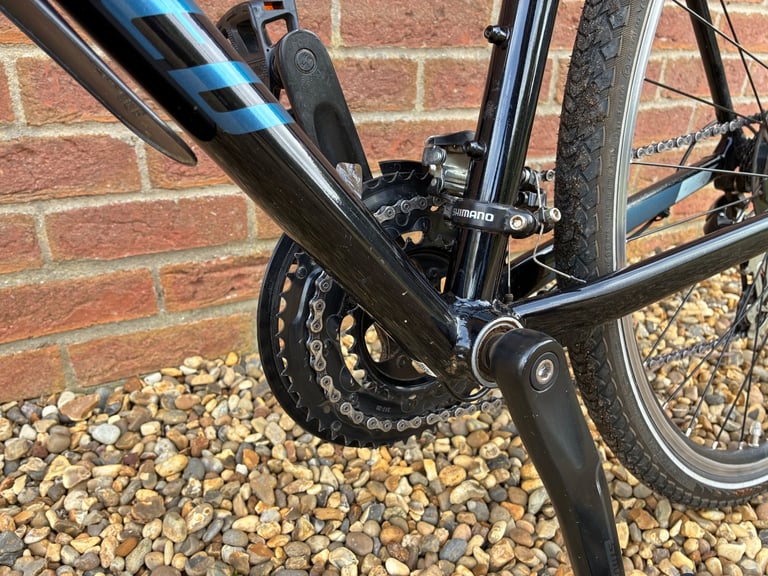 Specialized Crosstrail hardtail large mountain bike