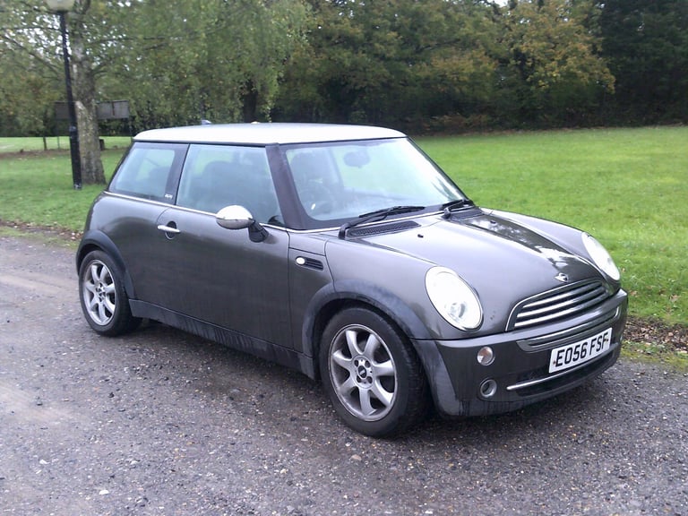 image for 2006 MINI COOPER 1.6 PARKLINE - MOT AUGUST 2026 - ONLY £695