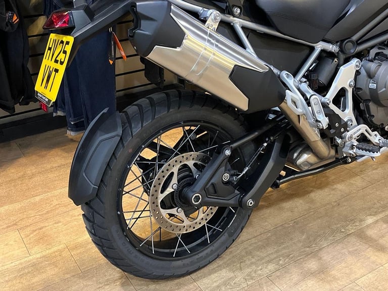 2025 Triumph Tiger 1200 RALLY PRO PREMIUM COLOUR Petrol 6 Speed