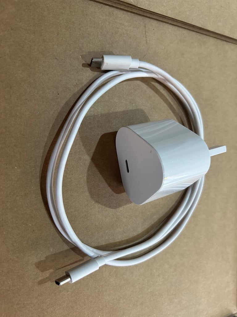 Meta Quest 3s excellent condition boxed 