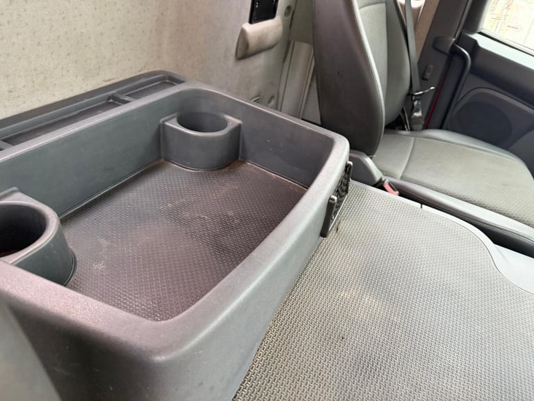 Scania P-SRS C-CLASS P320 2015 6x4 flat bed double drive 10 tyre 30ft flat bed