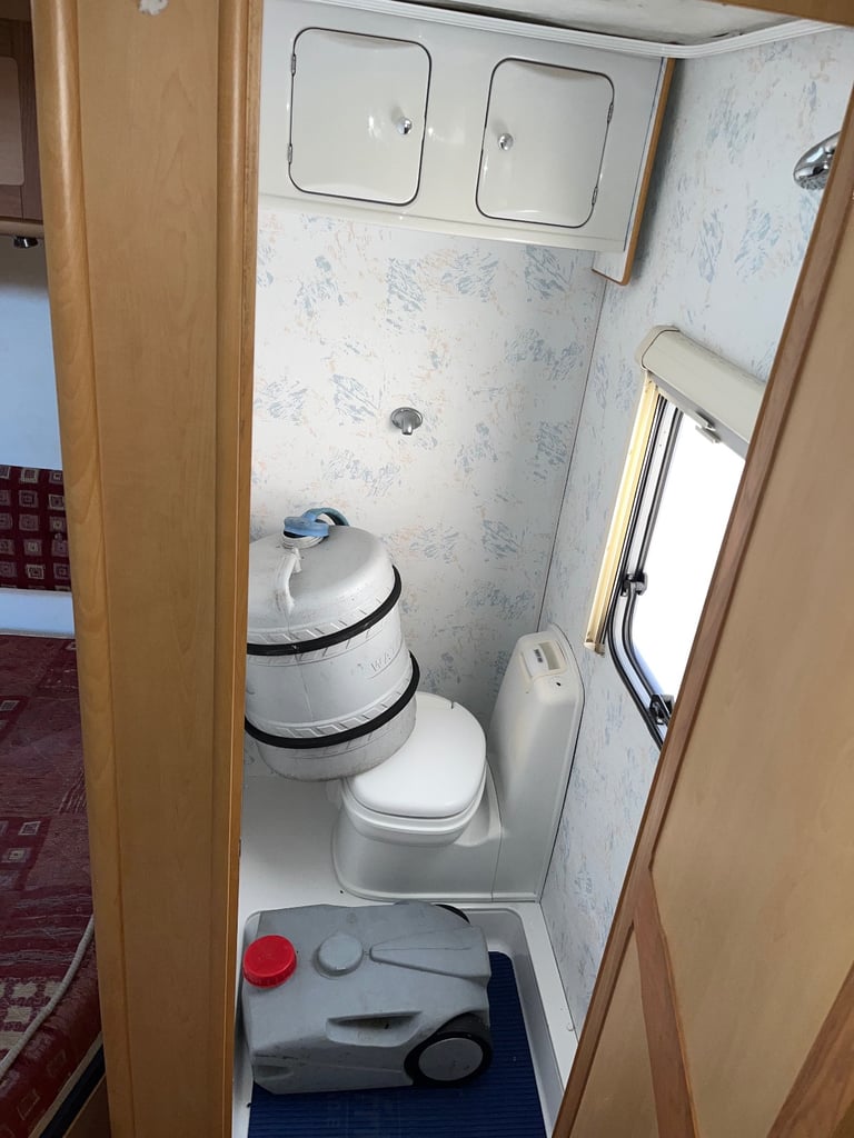 Elddis caravan fixed bed 2007