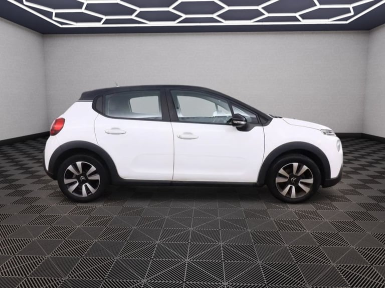 2018 Citroen C3 1.2 PureTech Feel Hatchback 5dr Petrol Manual Euro 6 (68 ps) FULL CITROEN S Hatch...