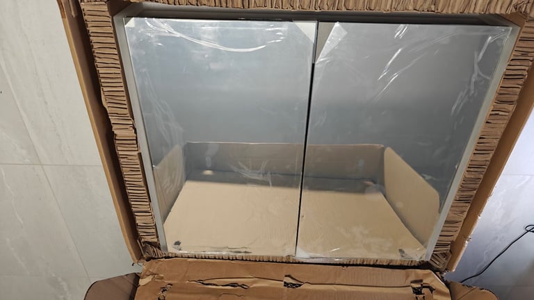 LED Bathroom Mirror Cabinet 815x700mm *damaged* X2