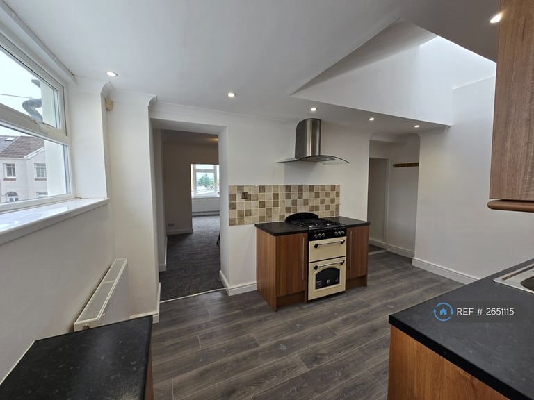 3 bedroom house in Rhosnewydd Terrace, Blackwood, NP12 (3 bed) (#2651115)