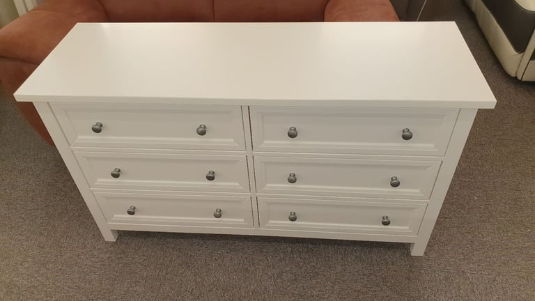 image for Maine 6 Drawer Wide Chest - Surf White Can Deliver