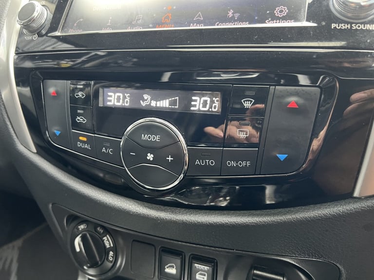 NISSAN NAVARA 2.3 dCi N-Guard 2019