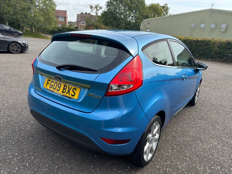 Ford, FIESTA, Hatchback, 2009, Manual, 1388 (cc), 3 doors