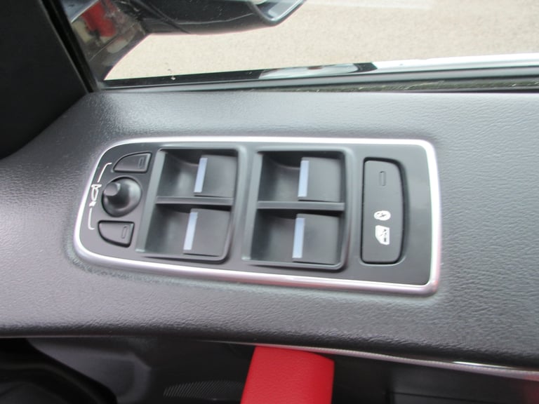 2017 Jaguar F-Pace 2.0d R-Sport 5dr Auto AWD ESTATE Diesel Automatic