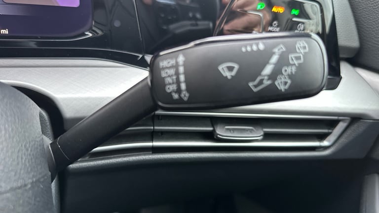 2021 Volkswagen Golf 1.5 TSI Life Hatchback 5dr Petrol Manual Euro 6 (s/s) (130 ps) Hatchback Pet...