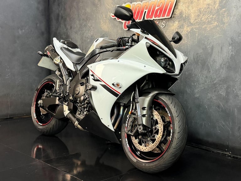 2014 Yamaha R1 1000