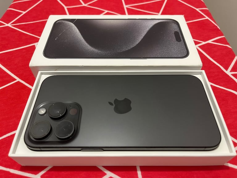 iPhone 15 Pro Max 