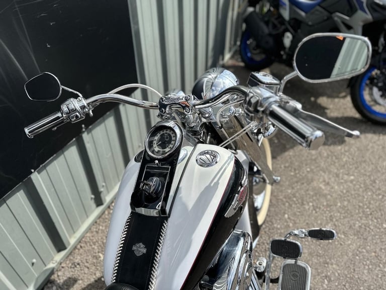 2007 HARLEY-DAVIDSON FLSTNI SOFTAIL DELUXE