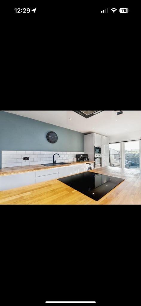 Double room to let
