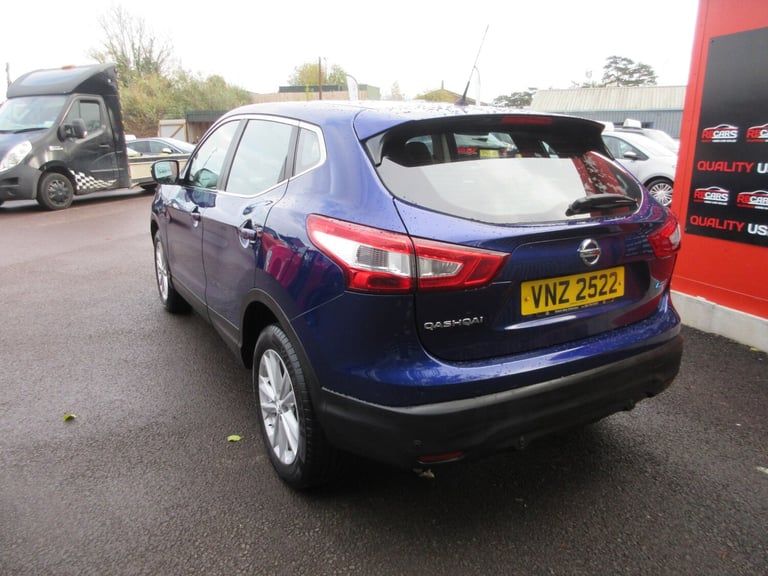2015 Nissan Qashqai 1.5 dCi Acenta [Smart Vision Pack] 5dr HATCHBACK Diesel Manual
