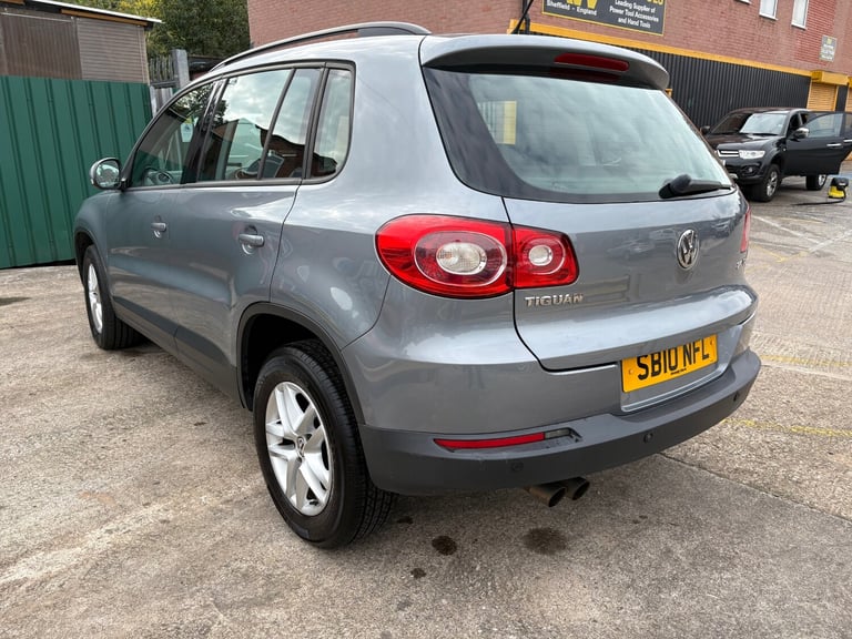 2010 Volkswagen Tiguan 2.0 TDi S 5dr ESTATE Diesel Manual