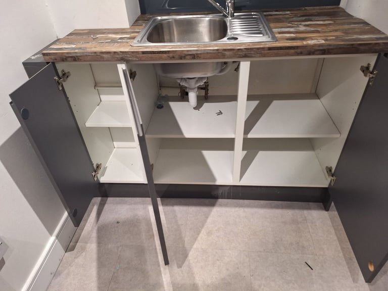 Small utility kitchen 