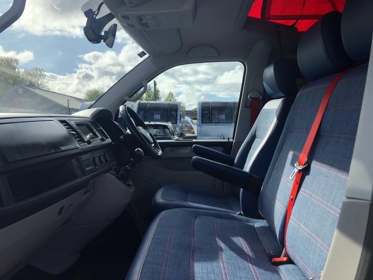 2017 VOLKSWAGEN TRANSPORTER T28 CAMPERVAN CONVERSION