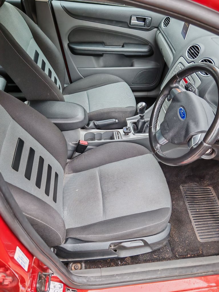 Ford, FOCUS, Hatchback, 2009, Manual, 1596 (cc), 5 doors