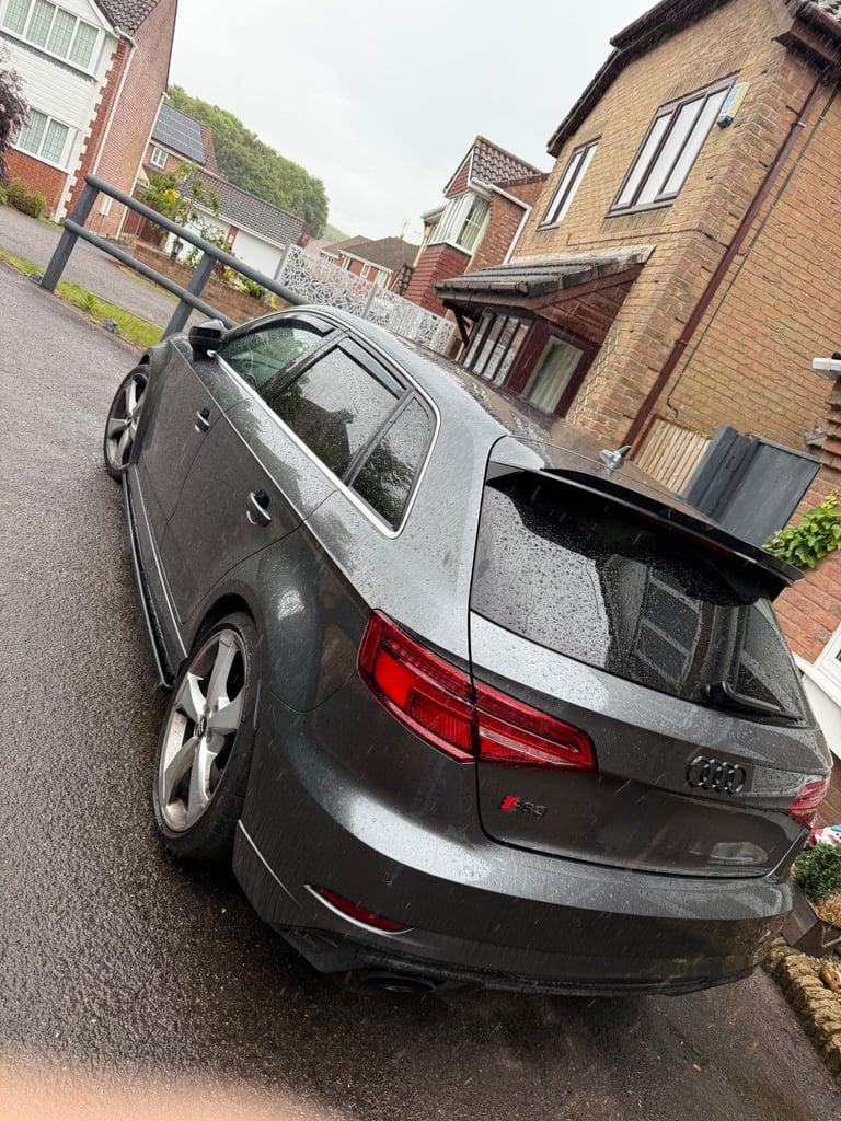 Audi, RS3, Hatchback, 2018, Semi-Auto, 2480 (cc), 5 doors