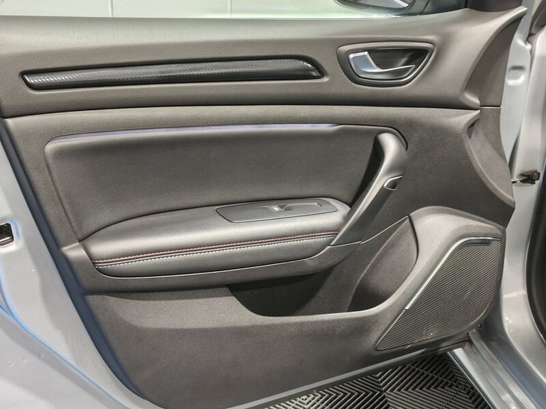 2021 Renault Megane 1.3 TCE R.S.Line 5dr Auto ESTATE PETROL Automatic