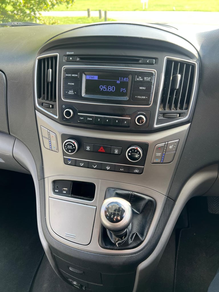 HYUNDAI I800 2.5 CRDi SE 2017