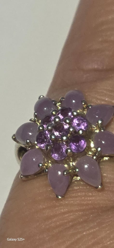 Beautiful sterling silver lavender jade and amethyst cluster ring size N