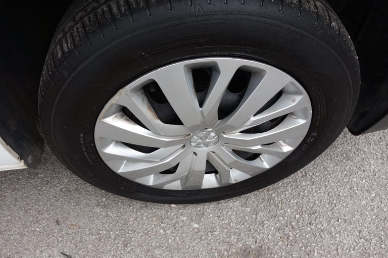 Peugeot Partner 1000 1.5 BlueHDi 100 Professional Van DIESEL MANUAL 2020/70